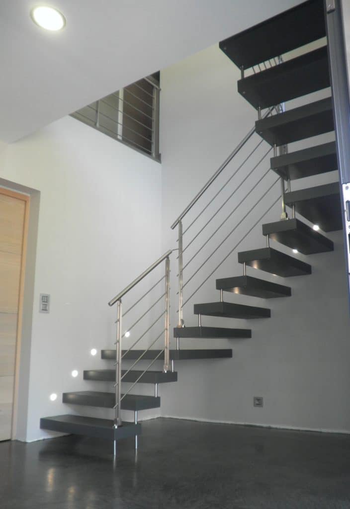 Escalier Suspendu avec palier