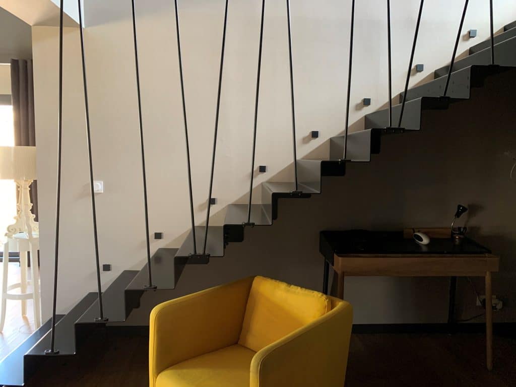 Escalier Suspendu Acier