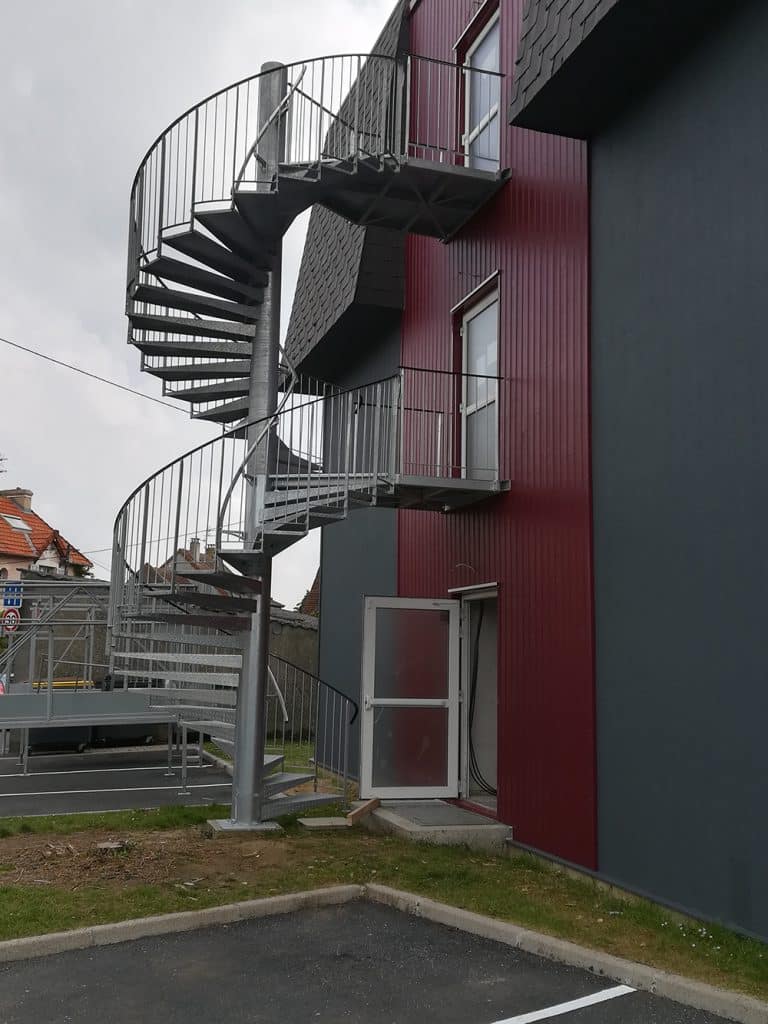 Escalier sortie de secours Normandie