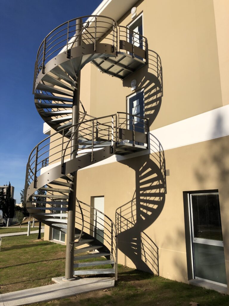 escalier hélicoïdal extérieur pour habitation/ collectif